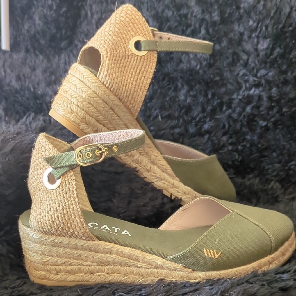 Viscata Barcelona Olive Espadrille Wedges - Picture 3 of 9